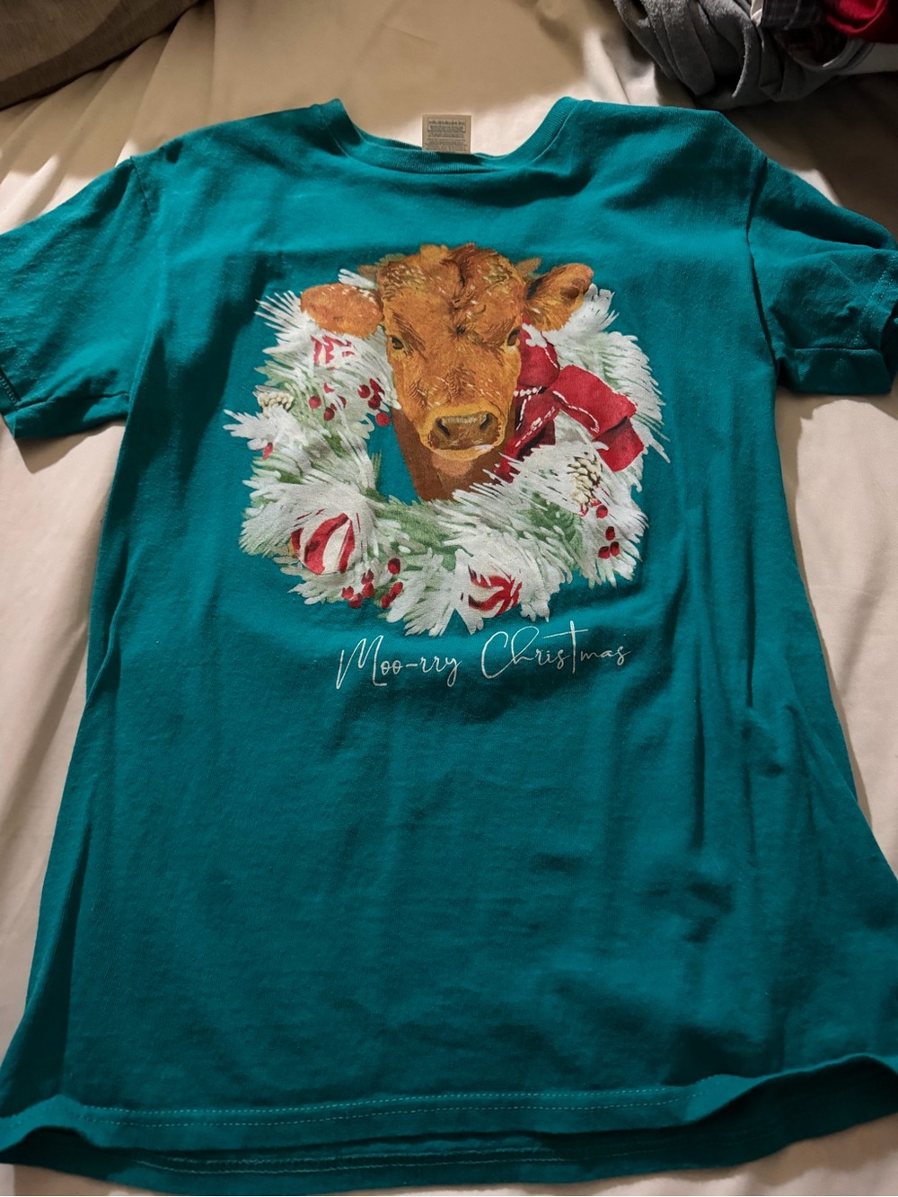 Teal Christmas Cow Graphic Tee - 'Moo-rry Christmas'